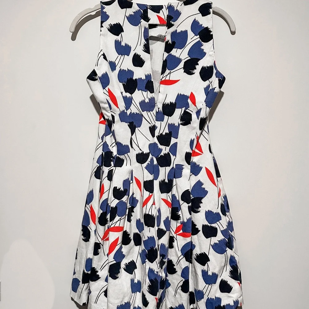 Zara Fit and Flare Floral Mini Dress white red and blue - Picture 2 of 5